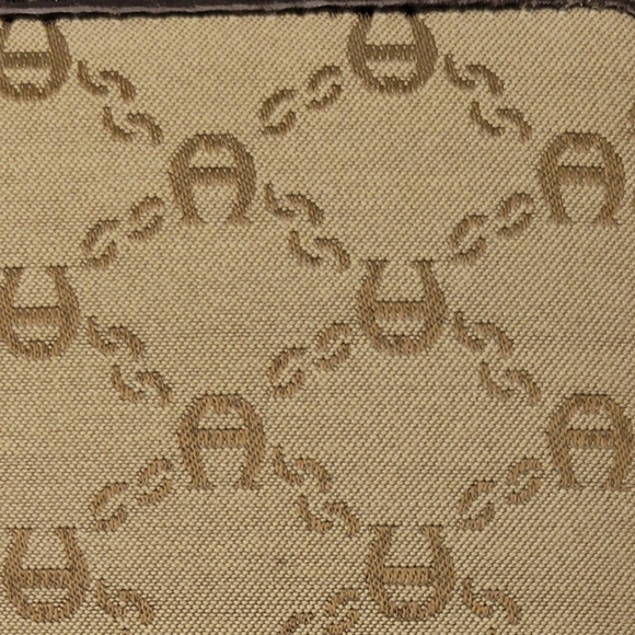 ▪︎New! Etienne Aigner Canvas Wallet - Picture 6 of 14